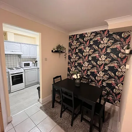 Superb Triple By The Spire - 3 Affittacamere