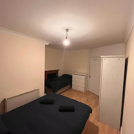 Superb Triple By The Spire - 3 Guest house Dublin