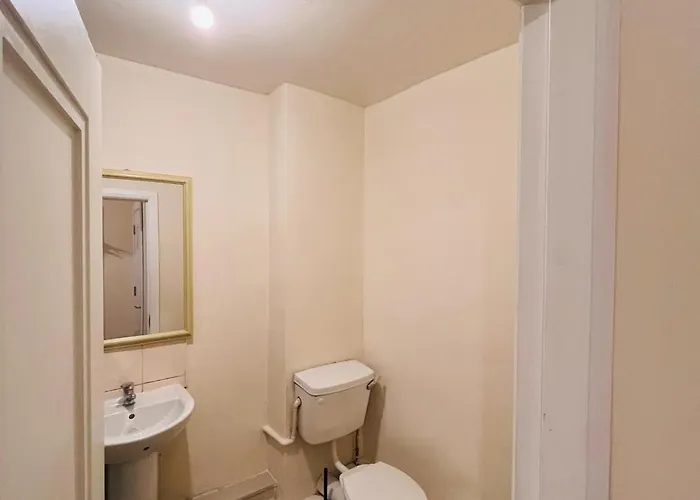 ゲストハウス Superb Triple By The Spire - 3 *