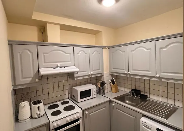 Superb Triple By The Spire - 3 ダブリン